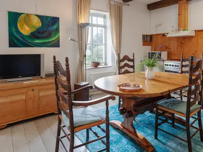 DiningRoom