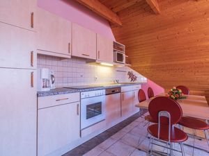 21976195-Ferienwohnung-6-Buschvitz-300x225-3