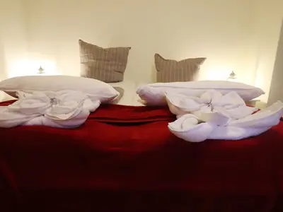 Doppelbett im Schlafzimmer
