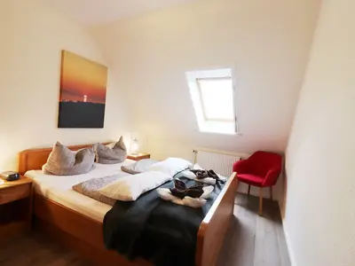 Schlafziimmer mit Dopppelbett