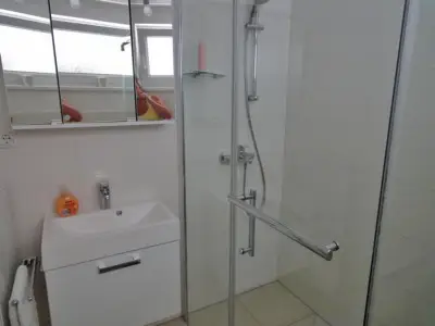 Ferienwohnung Mond im Haus Struve"WC mit großem Duschbad" im Erdgeschoss