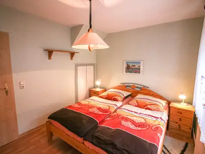 Schlafzimmer im EG