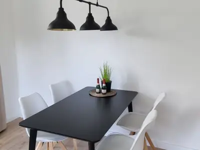 Esstisch im Wohnraum