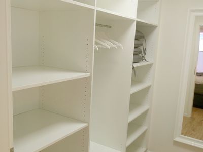 Begehbarer Kleiderschrank