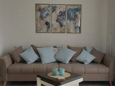 Wohnzimmer * Bild 2 (XXL-Sofa)