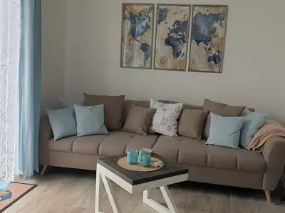 Wohnzimmer * Bild 2 (XXL-Sofa)