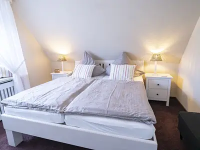 1. Schlafzimmer