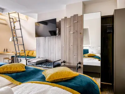 Kombinierbarer Wohn- und Schlafraum