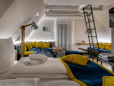 Kombinierbarer Wohn- und Schlafraum