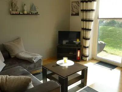 Wohnraum mit offener Küchenzeile