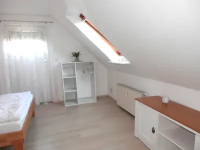 Schlafzimmer 2
