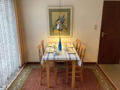Esstisch