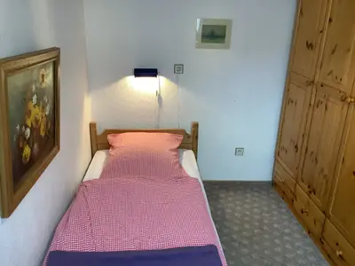 Schlafzimmer mit Einzelbett