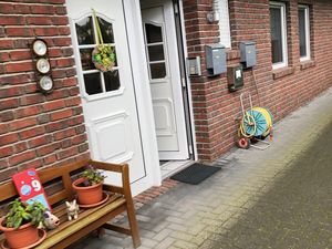 23893613-Ferienwohnung-4-Butjadingen-300x225-1