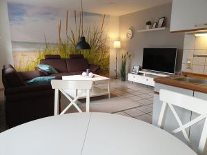 23893609-Ferienwohnung-4-Butjadingen-300x225-1