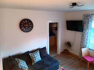 23938420-Ferienwohnung-3-Butjadingen-300x225-5