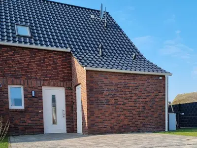 Ferienwohnung für 8 Personen (114 m²) in Butjadingen-Burhave 1/10