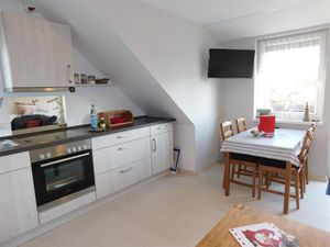 23328536-Ferienwohnung-3-Butjadingen-Burhave-300x225-2