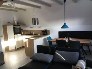 23956533-Ferienwohnung-4-Butjadingen-Burhave-300x225-4