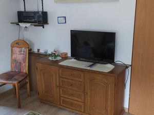 24053173-Ferienwohnung-2-Butjadingen-Burhave-300x225-2