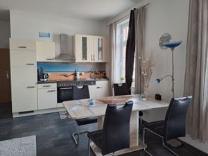 23079469-Ferienwohnung-3-Butjadingen-Fedderwardersiel-300x225-3