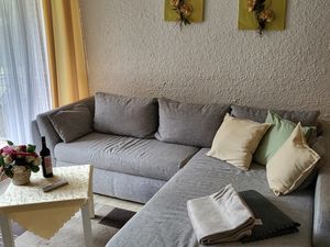 22278381-Ferienwohnung-4-Butjadingen-Tossens-300x225-0