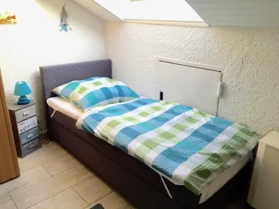 Schlafzimmer 3 mit Boxspringbett