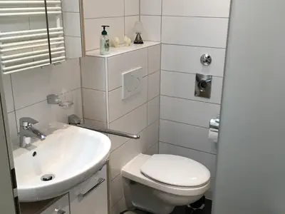 Bad mit WC und Dusche