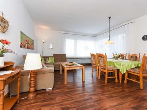 21873933-Ferienwohnung-6-Buttforde-300x225-5