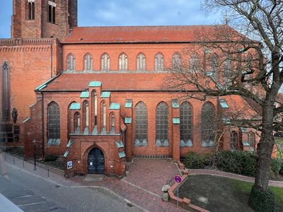 Blick auf die St.-Petri-Kirche