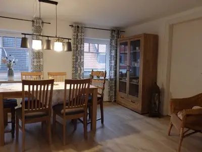 Ferienwohnung für 3 Personen (59 m²) in Buxtehude 1/10