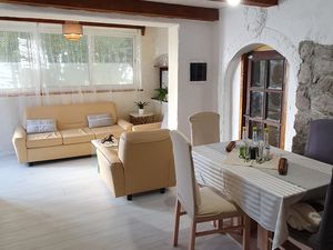 23966334-Ferienwohnung-4-Buzet-300x225-2