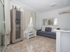 22645553-Ferienwohnung-4-Cabo Roig-300x225-5