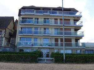 23837805-Ferienwohnung-4-Cabourg-300x225-5