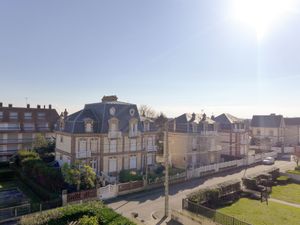 23854152-Ferienwohnung-2-Cabourg-300x225-5