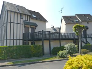 23839979-Ferienwohnung-4-Cabourg-300x225-1