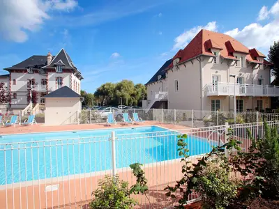PoolOfHouse