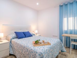 23766137-Ferienwohnung-6-Cádiz-300x225-4