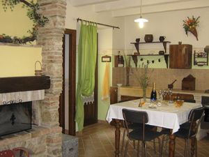 22444507-Ferienwohnung-2-Cagli-300x225-3