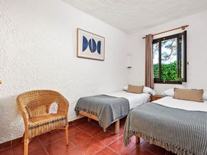 23553180-Ferienwohnung-4-Cala Blanca-300x225-1