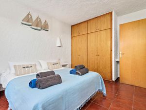 23553180-Ferienwohnung-4-Cala Blanca-300x225-1