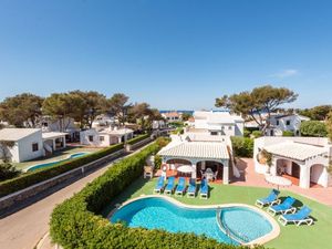 23553180-Ferienwohnung-4-Cala Blanca-300x225-4