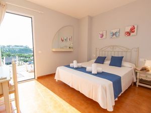 22348759-Ferienwohnung-4-Cala Galdana-300x225-3