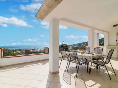 Ferienwohnung für 5 Personen (60 m²) in Cala Gonone 1/10