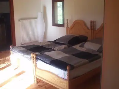 2. Schlafzimmer