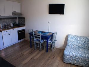 23704490-Ferienwohnung-3-Calais-300x225-3