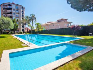 23841461-Ferienwohnung-4-Calella-300x225-5