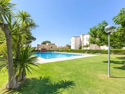 PoolOfHouse