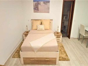 22686965-Ferienwohnung-8-Calheta-300x225-2