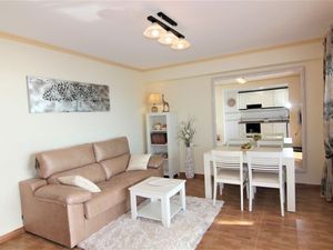 22389157-Ferienwohnung-4-Calp-300x225-4